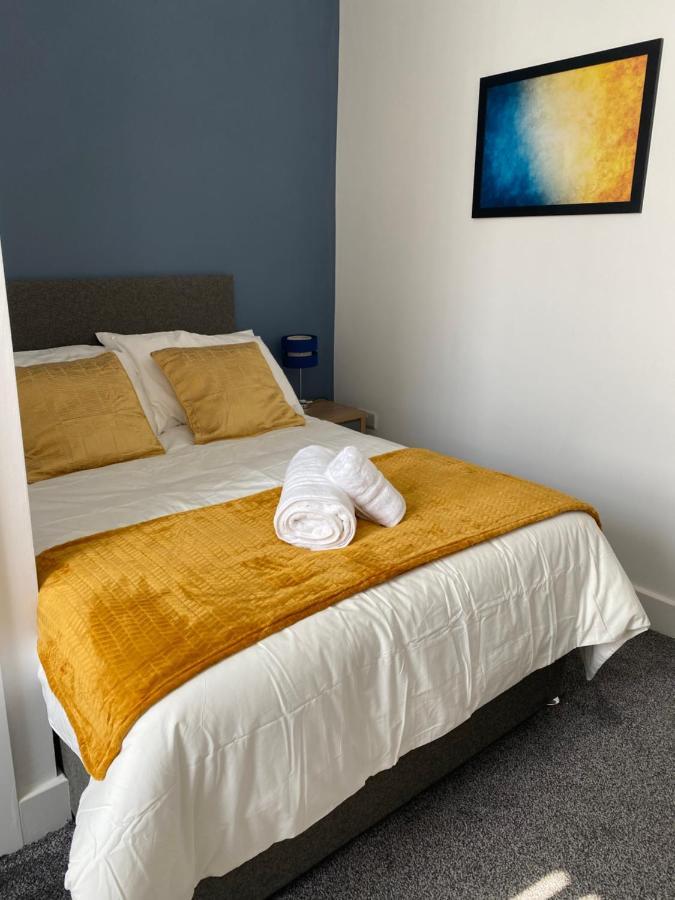 2C Spv Double En-Suite Room Wakefield Exterior photo